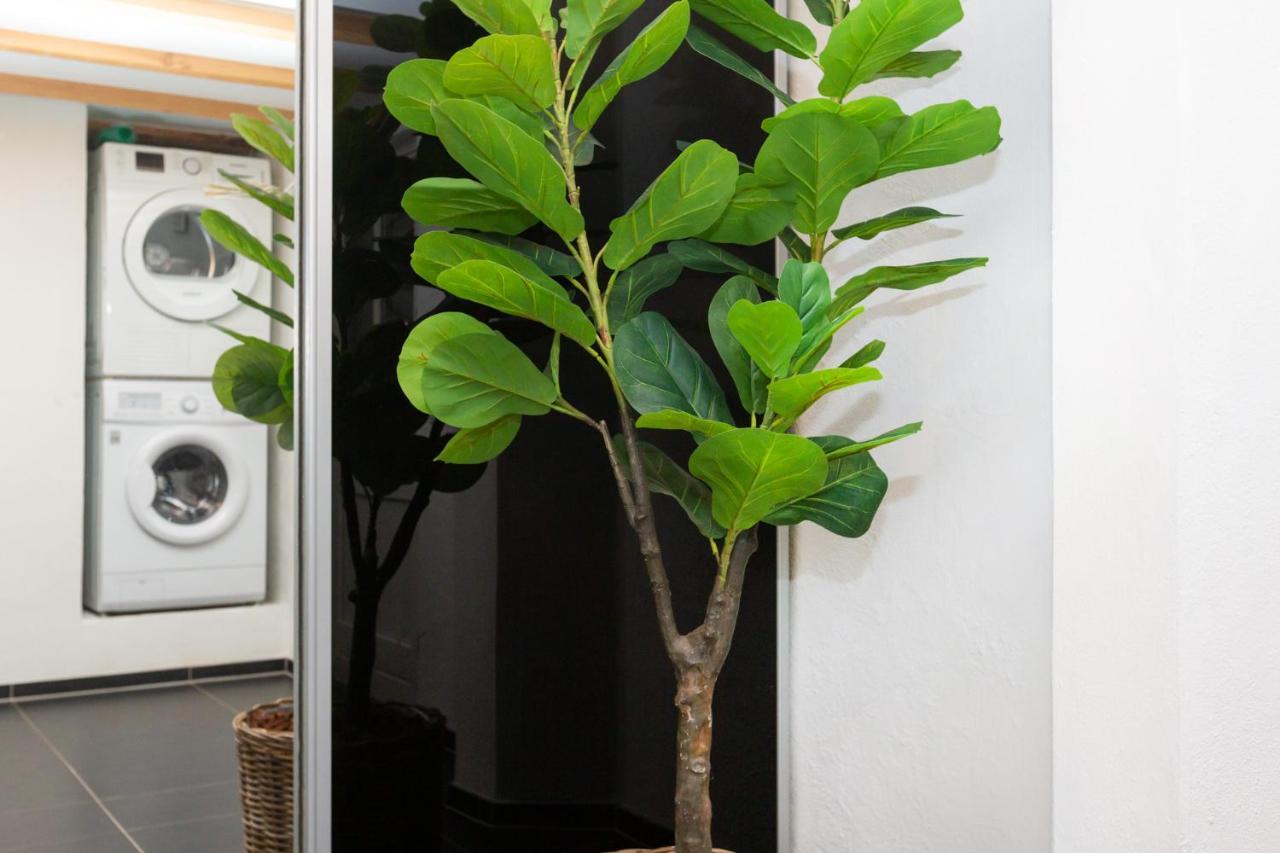 Moderne & Fuldt Udstyret Lejlighed M.Plads Til 4 Hojbjerg Ngoại thất bức ảnh